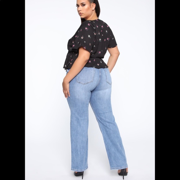 Fashion Nova Wide Leg Jeans Never Worn - Picture 1 of 4